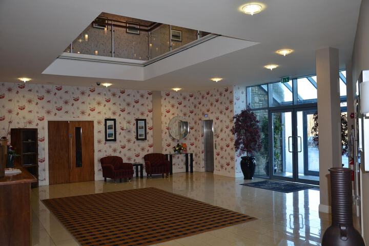 Hotel Lobby