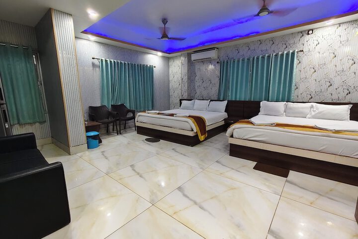 Room 16 of 70