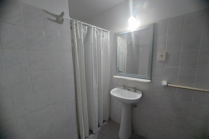 Room 26 of 40