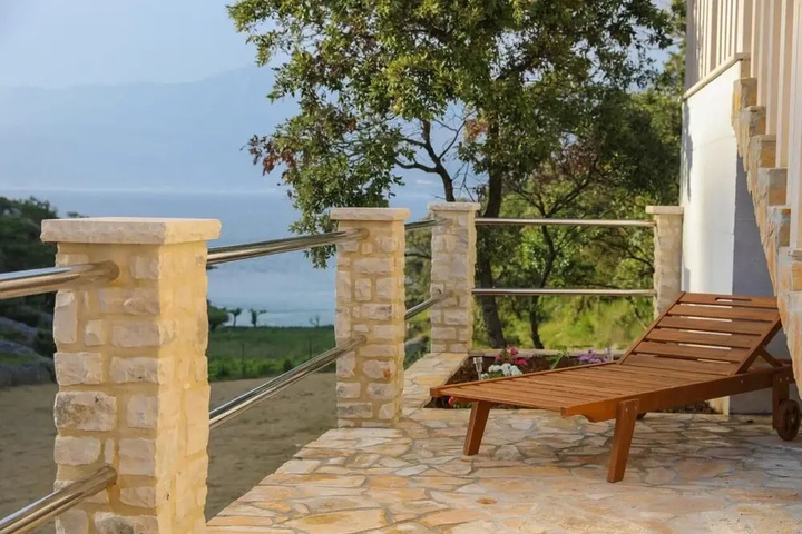 Terrace/Patio 7 of 19