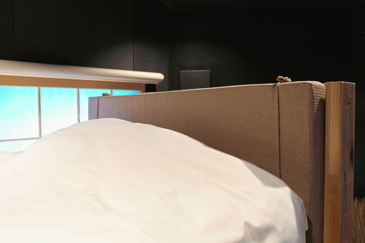 Room 72 of 146