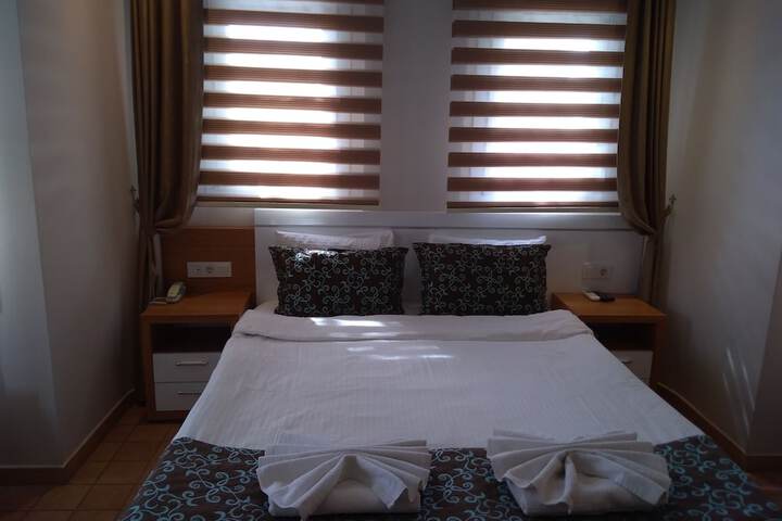 Room 34 of 123