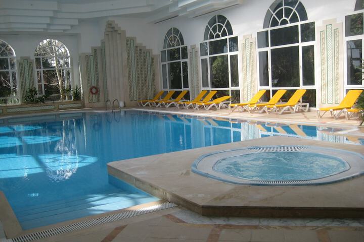 Hotel with Pool