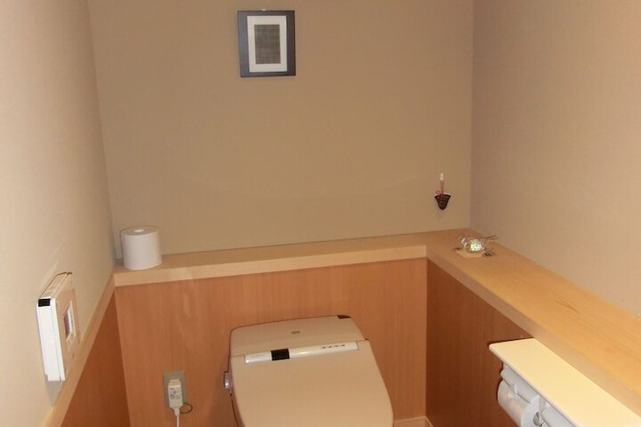Room 9 of 51