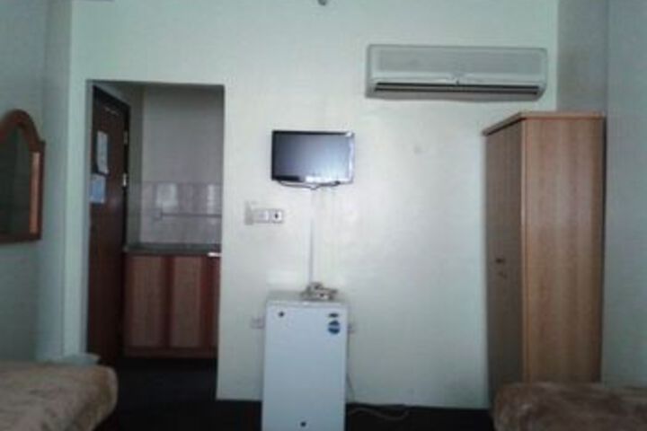 Room 10 of 47