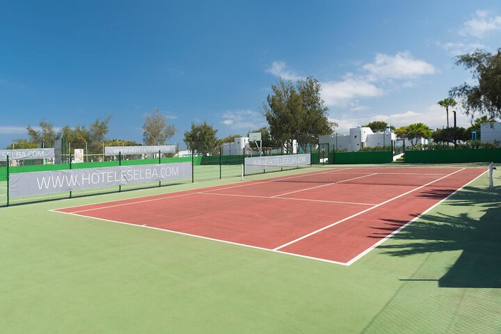 Tennis court