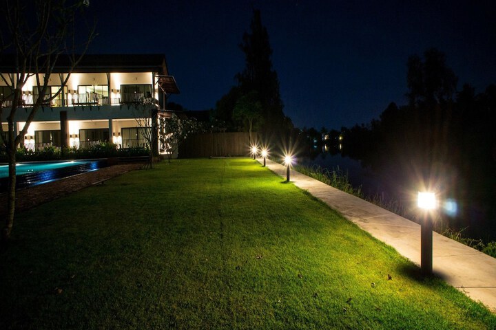 Property Grounds 40 of 51