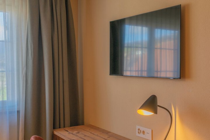 Room 44 of 125