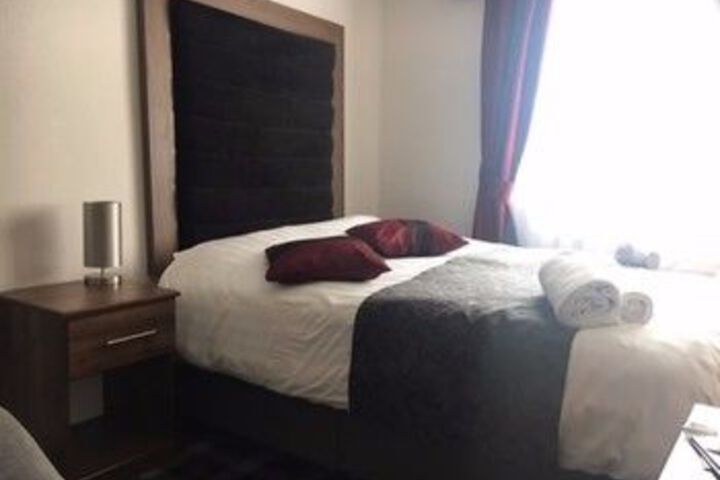 Room 82 of 117