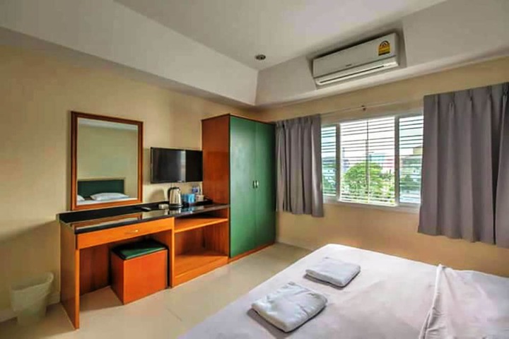 Room 22 of 30