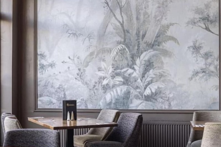 Dining 3 of 10