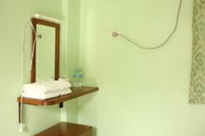 Room 19 of 35