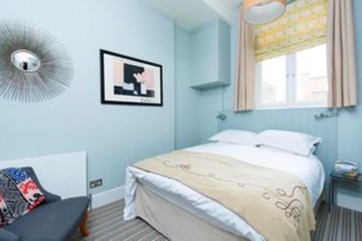 Room 12 of 29