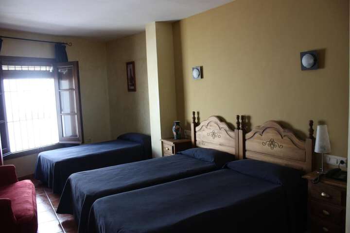 Room 11 of 36