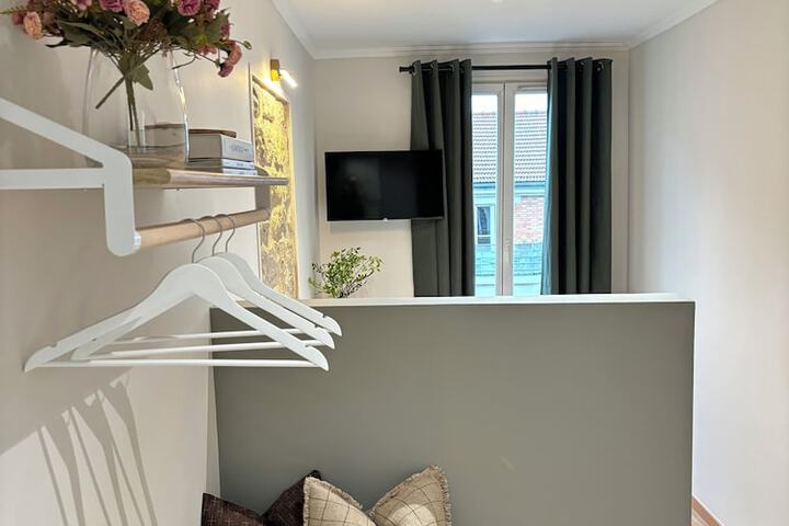 Room 4 of 21