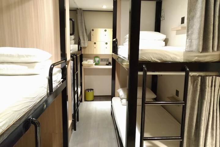 Room 42 of 92