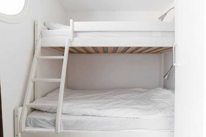 Room 283 of 865