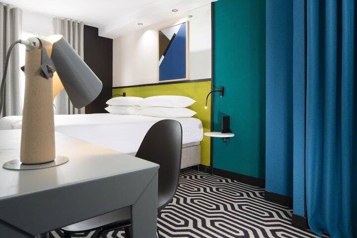 Room 3 of 50