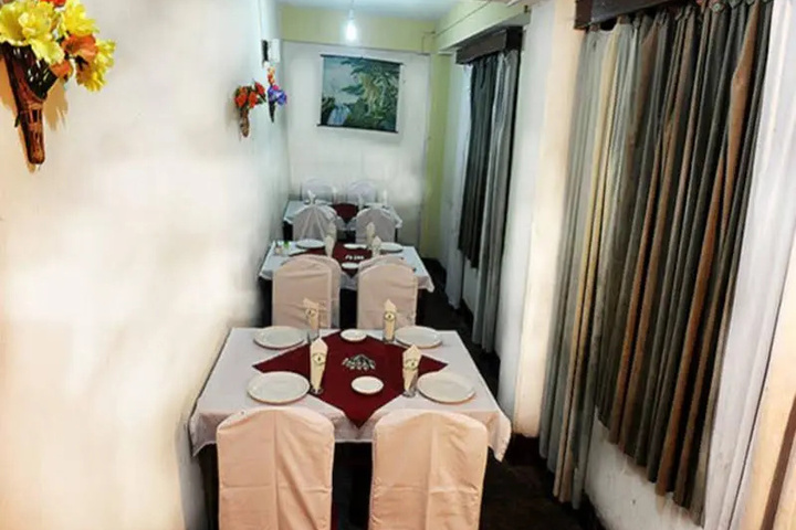 Dining 6 of 6