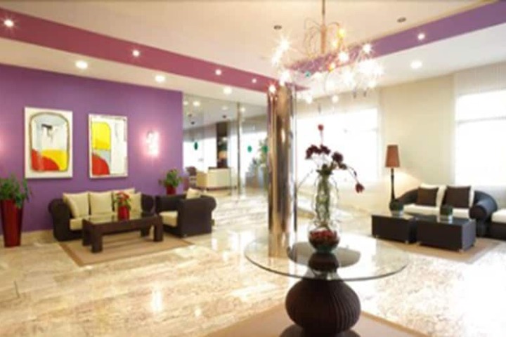 Guest Lobby