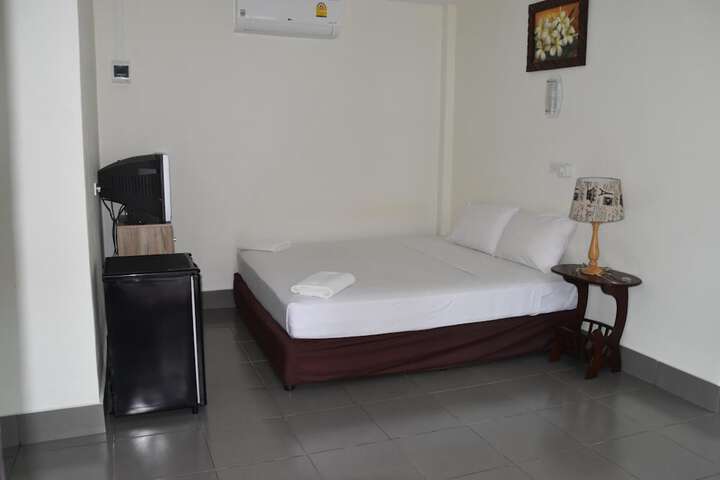 Room 8 of 47
