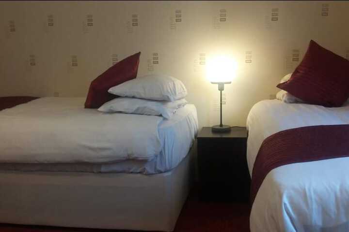 Room 21 of 42