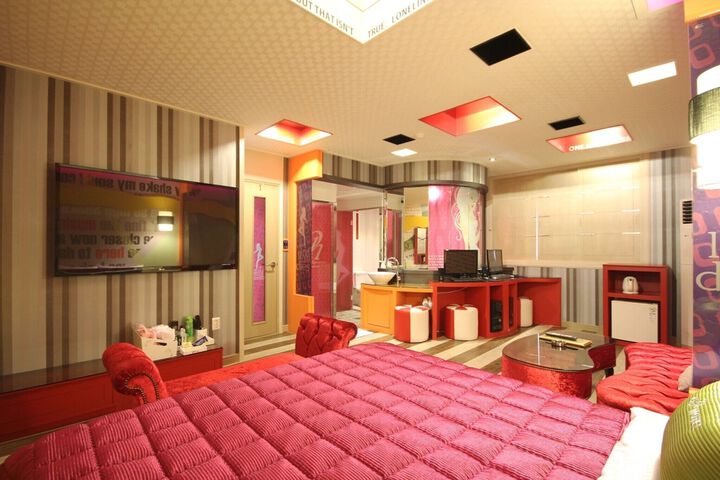 Room 149 of 156