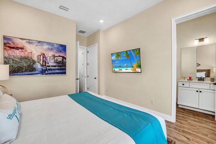Room 8 of 40