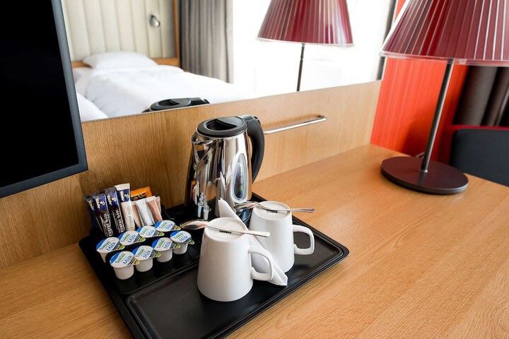 Breakfast/Coffee Service 60 of 137