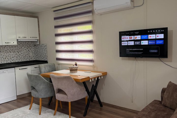 Room 37 of 52