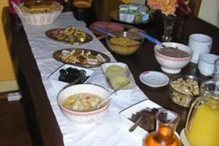 Breakfast/Coffee Service 4 of 11