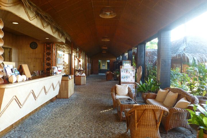 Guest Lobby