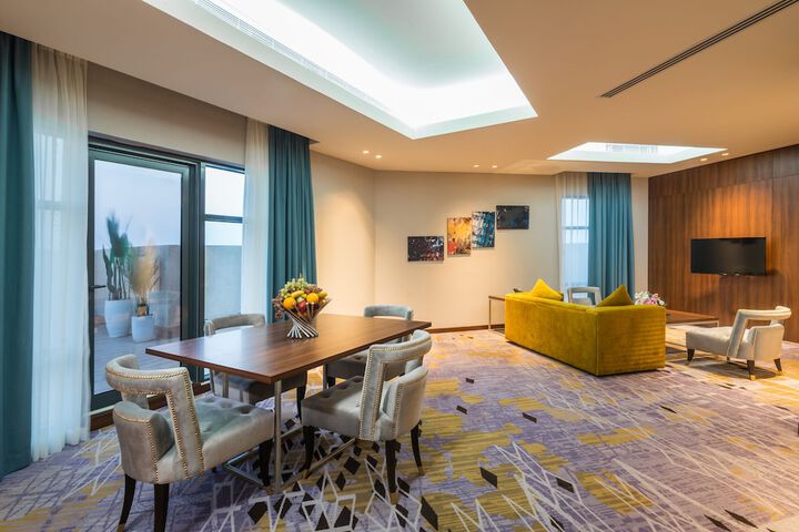 Room 26 of 42