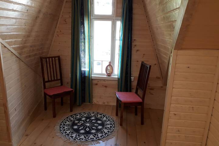 Room 13 of 29