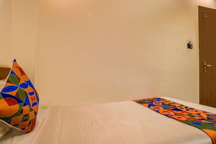 Room 37 of 47