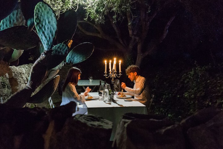 Dining 84 of 108