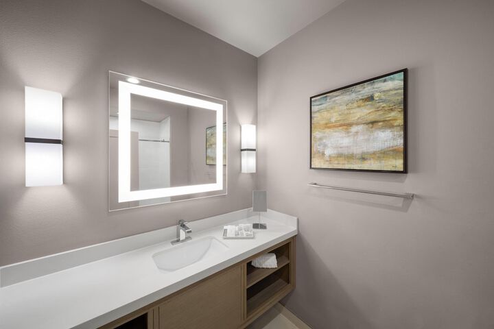 Clean Restrooms