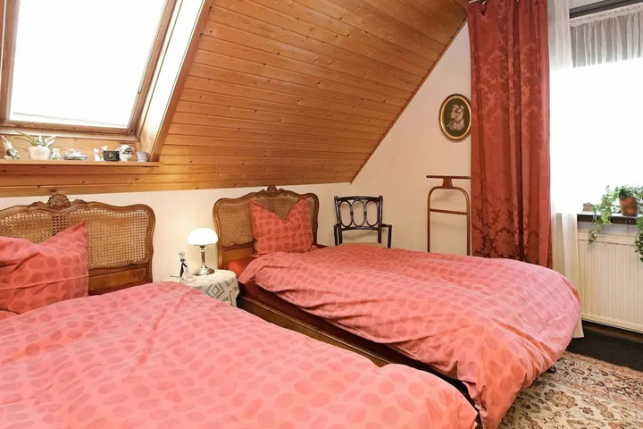 Room 3 of 15