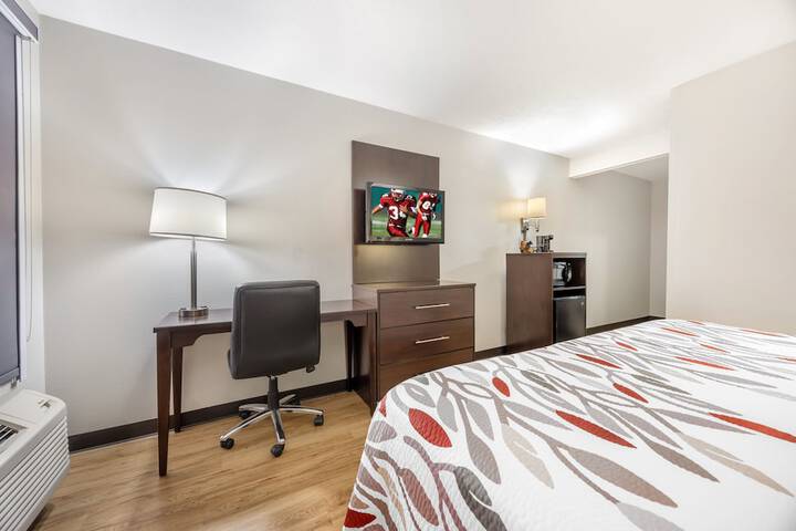 Room 6 of 20