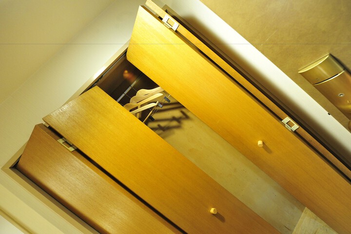 Room 24 of 47