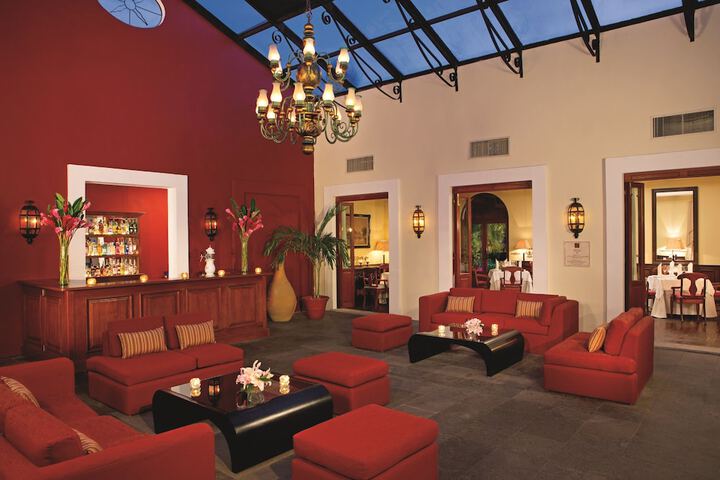 Lounge 115 of 149