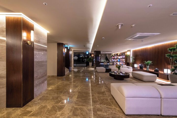 Lobby Entry