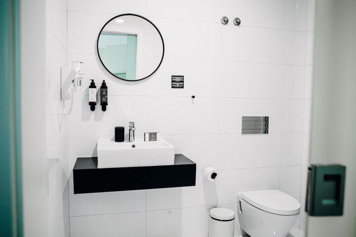 Room 145 of 164