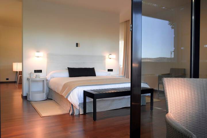 Room 10 of 56