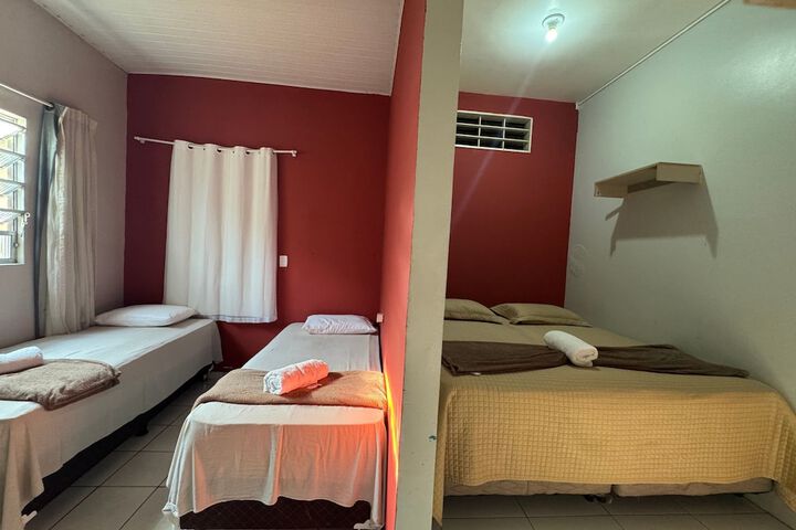 Room 5 of 32