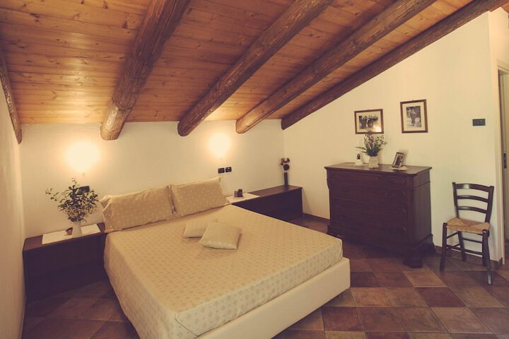 Room 9 of 61