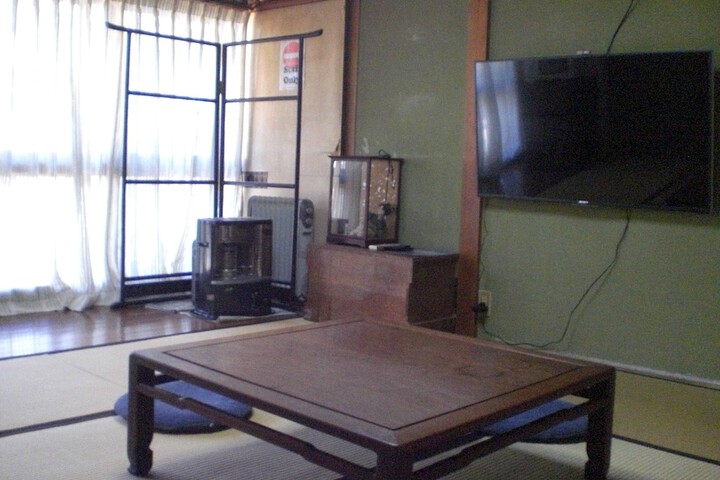 Room 11 of 61