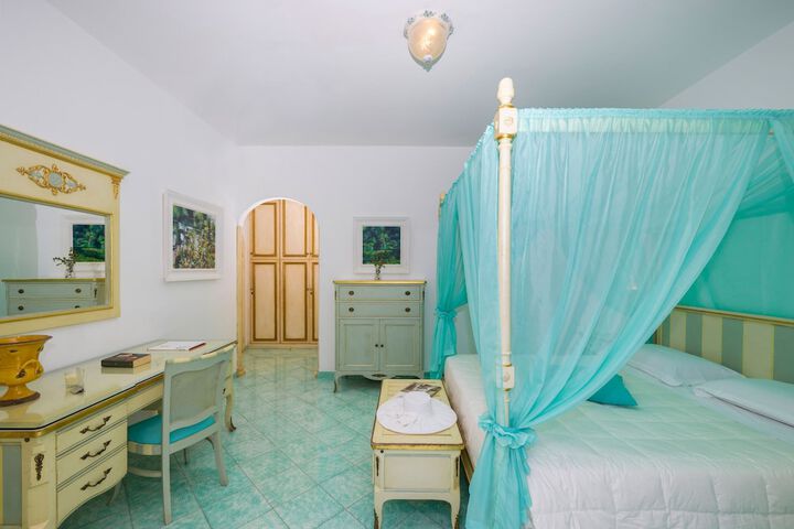 Room 36 of 116