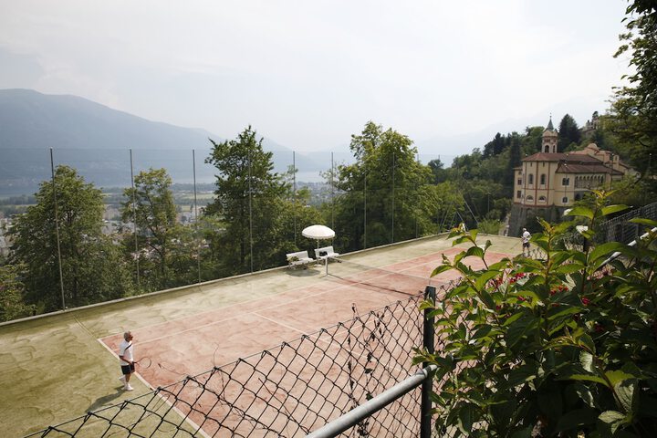 Tennis court