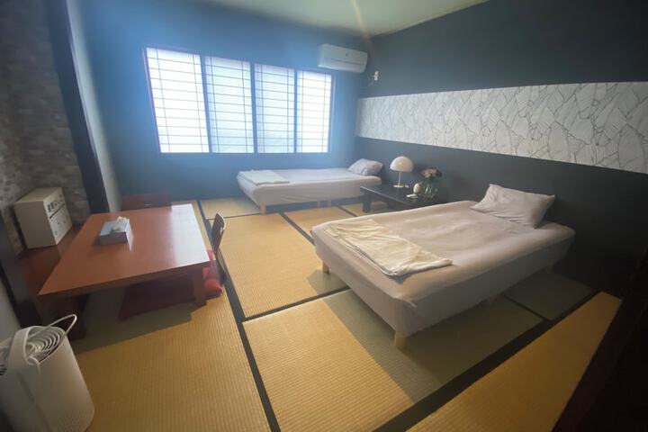 Room 7 of 172